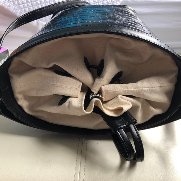 Zara bucket bag - Picture 2 of 3